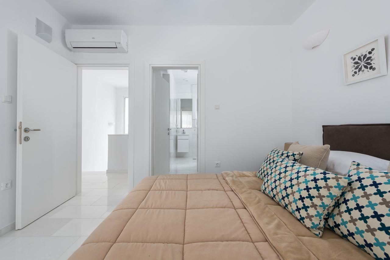 Maria & Nada Beachfront Villas Kolymbia Dış mekan fotoğraf